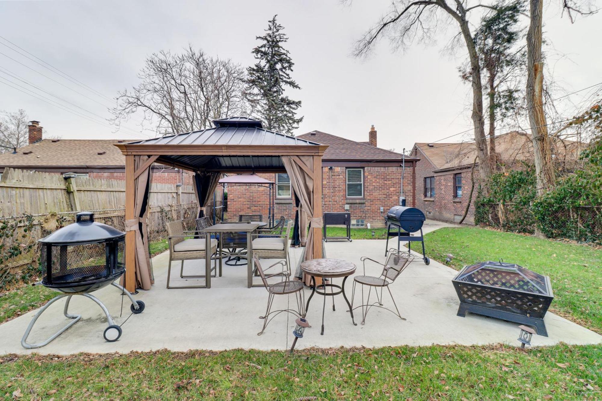 Family-Friendly Detroit Home 12 Mi To Downtown! Exteriör bild
